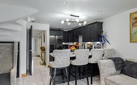 Luxurious 4 Bedroom House